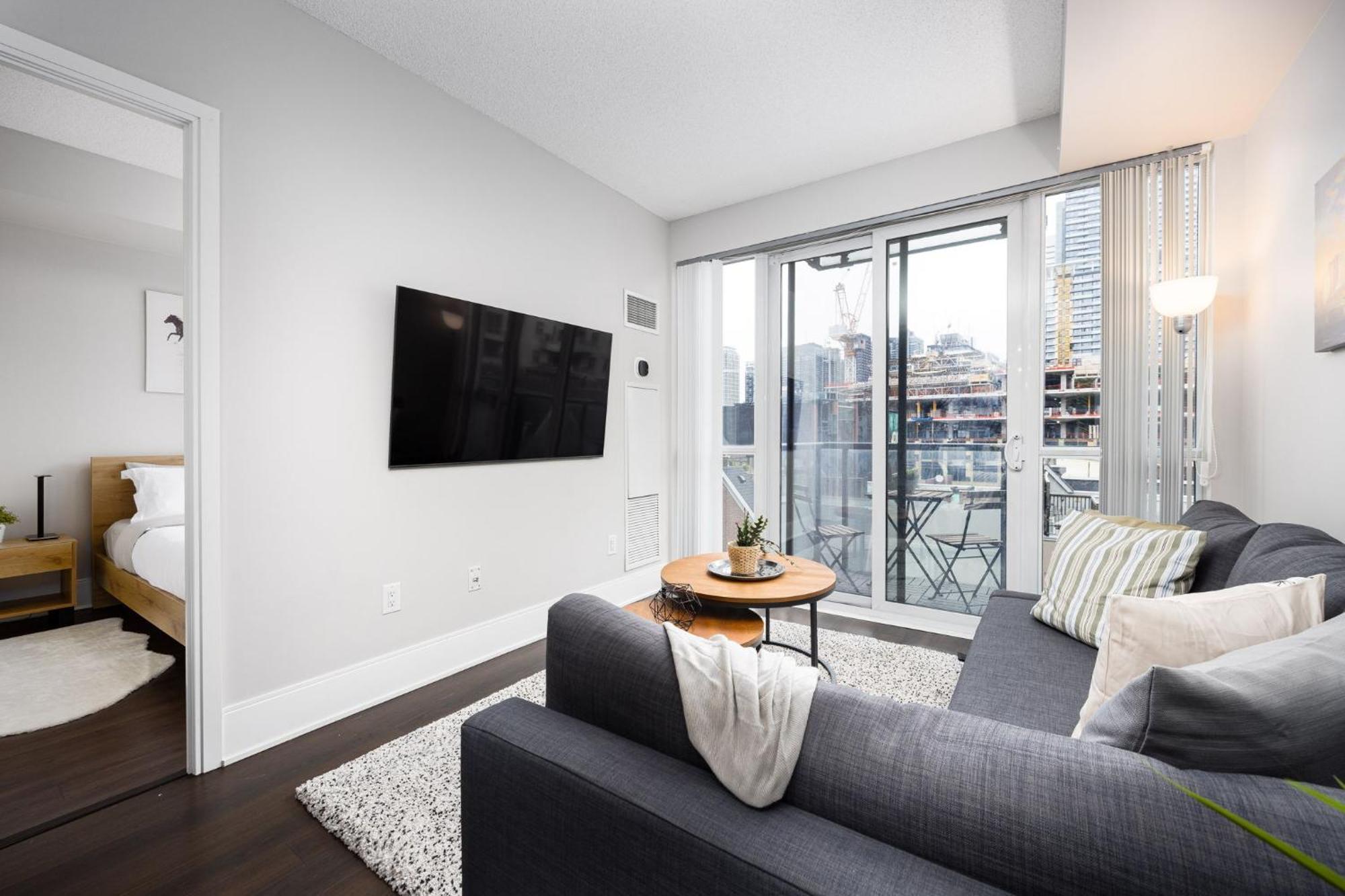 Dwtn Condo Near Cn Tower! W/ Free Parking Торонто Экстерьер фото