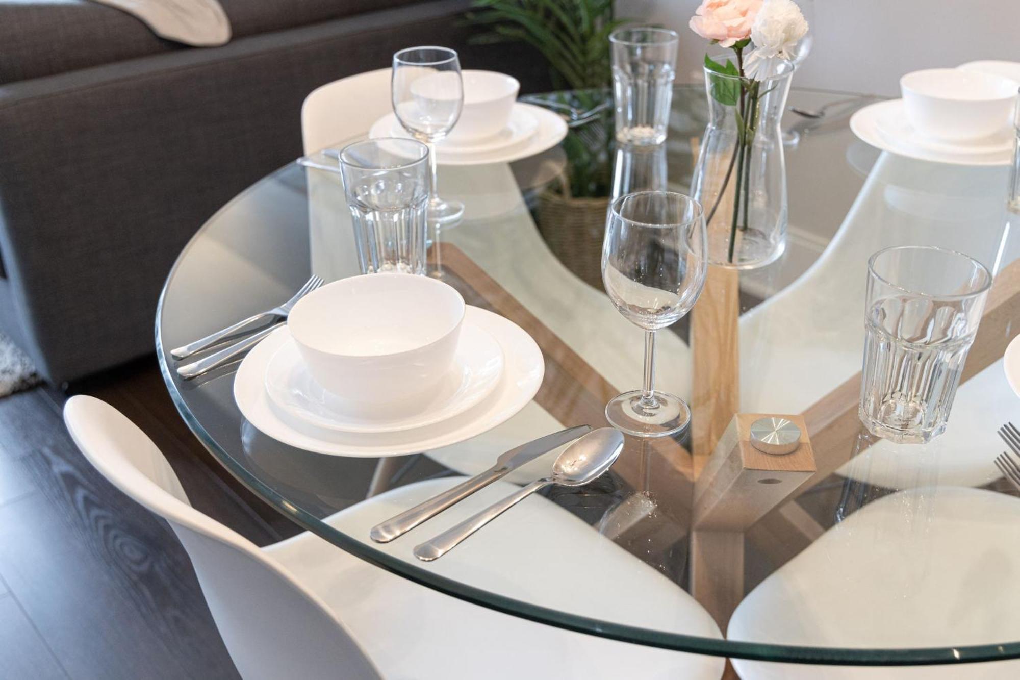 Dwtn Condo Near Cn Tower! W/ Free Parking Торонто Экстерьер фото